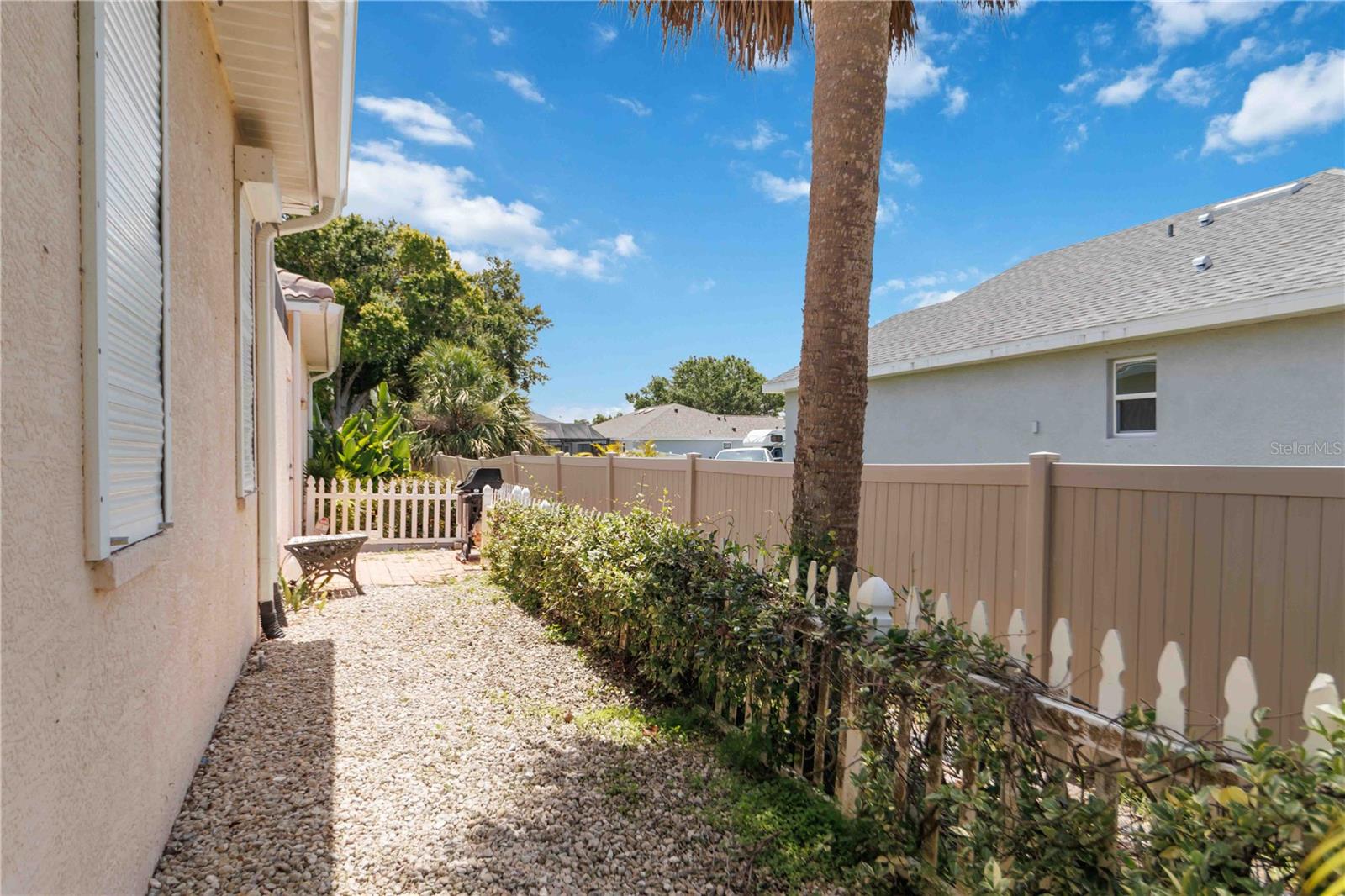 JACARANDA HEIGHTS - Residential