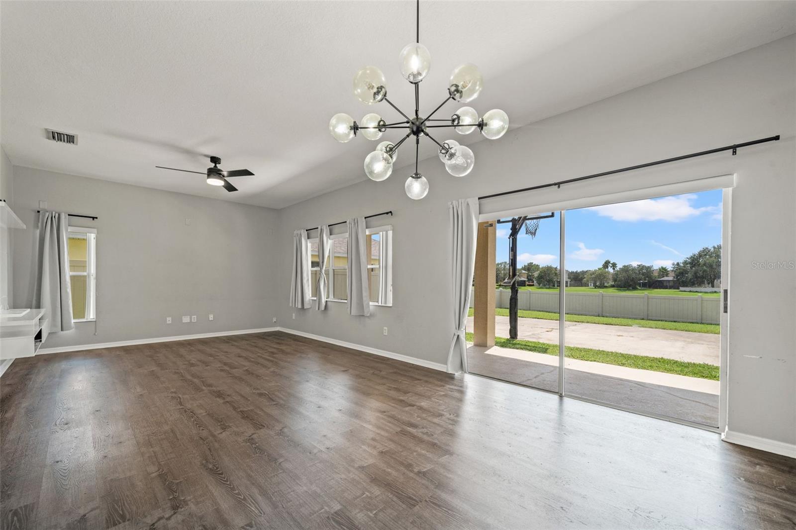 EASTON PARK PH 1 - Residential Lease