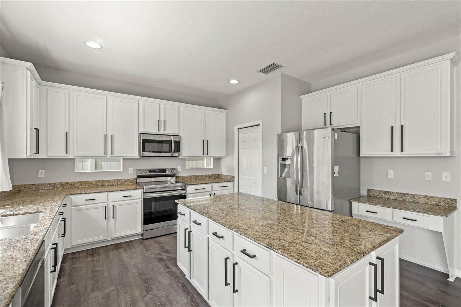 EASTON PARK PH 1 - Residential Lease