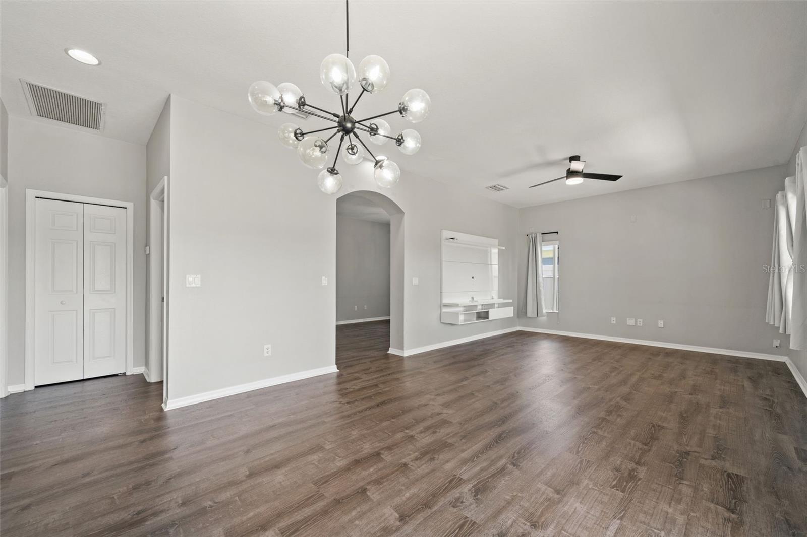 EASTON PARK PH 1 - Residential Lease