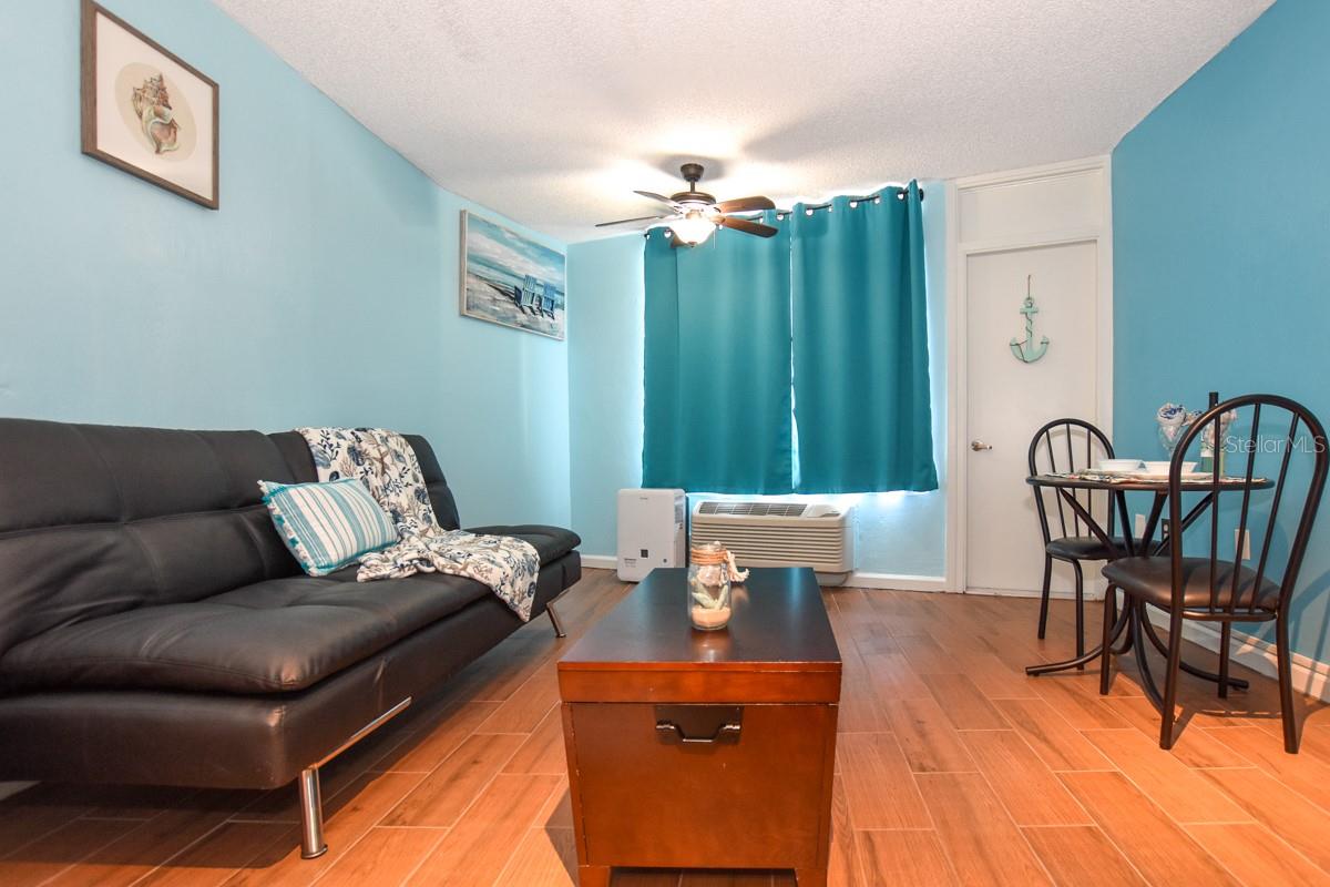 313 S. ATLANTIC AVE 526