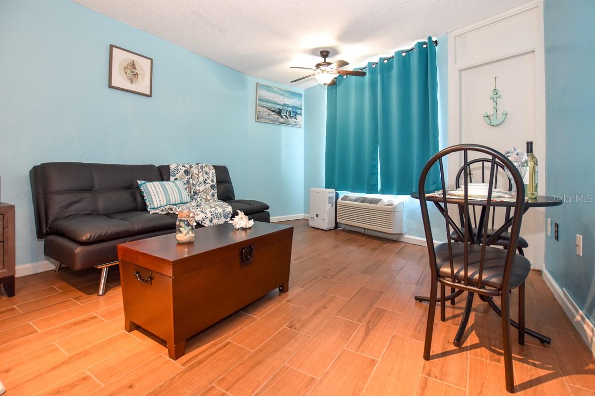 313 S. ATLANTIC AVE 526