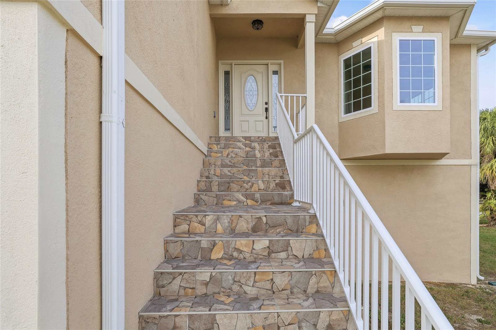 POINTE ALEXIS SOUTH - Residential