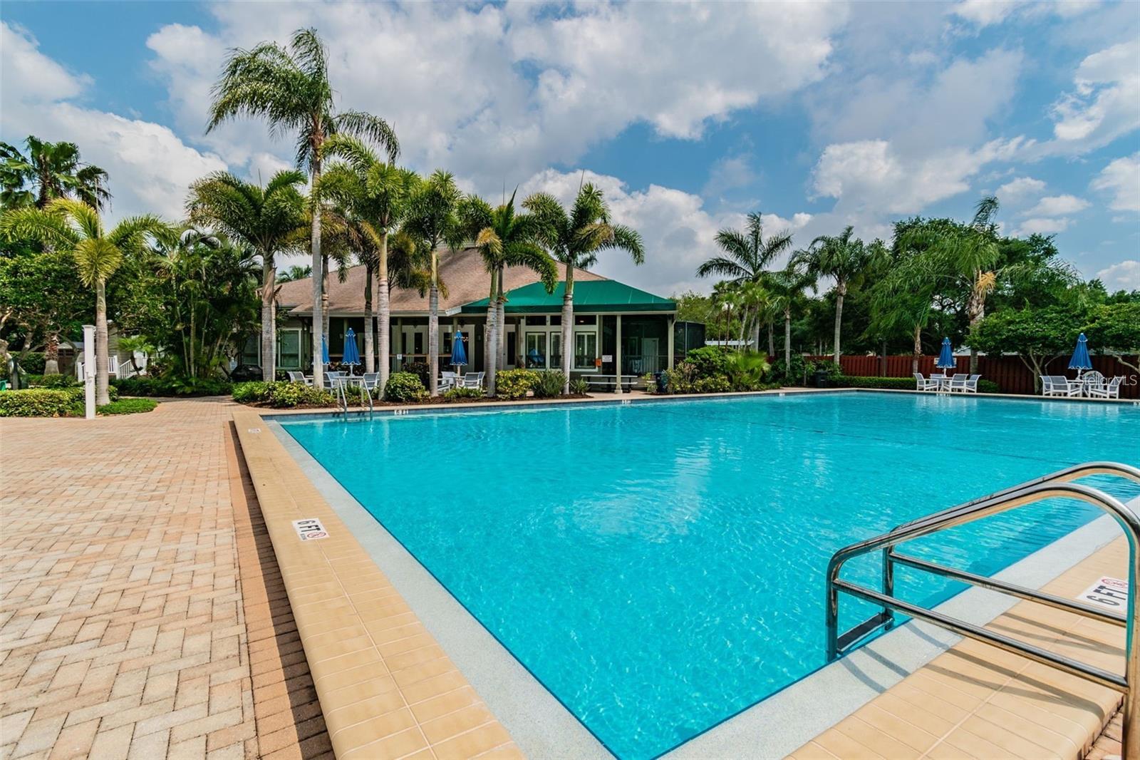 POINTE ALEXIS SOUTH - Residential