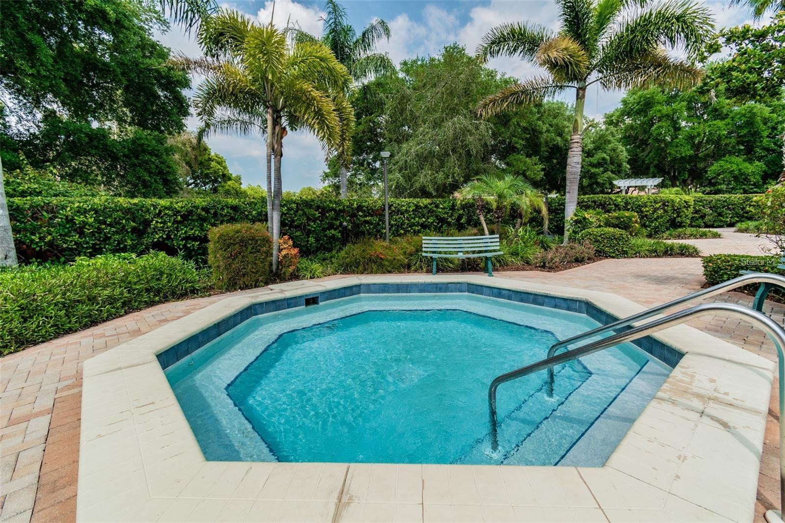 POINTE ALEXIS SOUTH - Residential