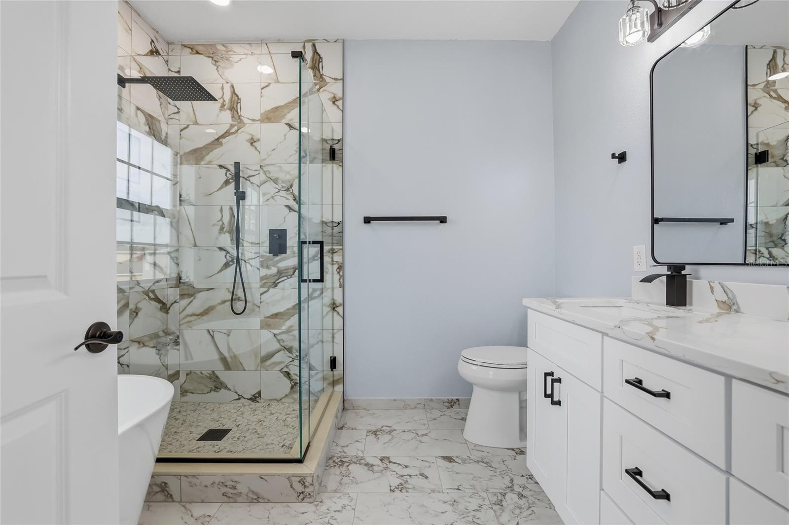 POINTE ALEXIS SOUTH - Residential