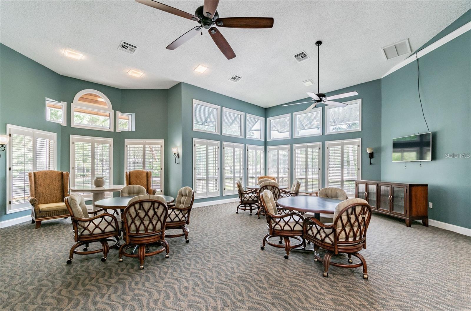 POINTE ALEXIS SOUTH - Residential