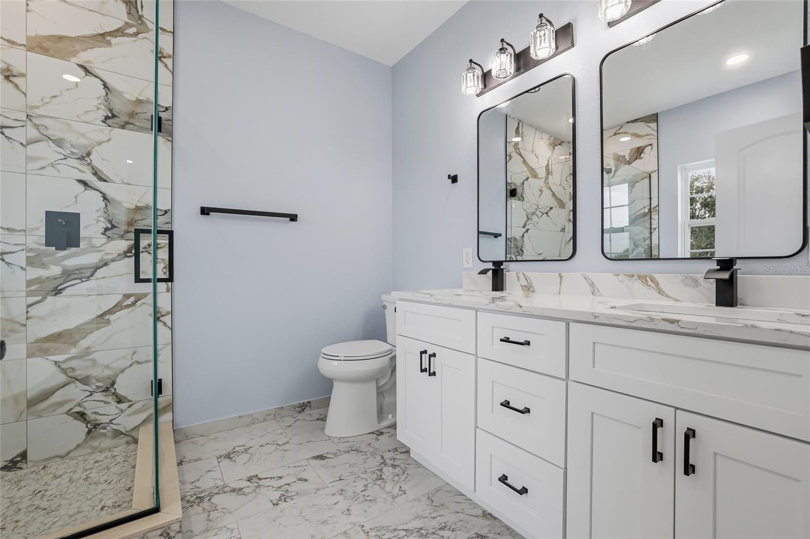 POINTE ALEXIS SOUTH - Residential