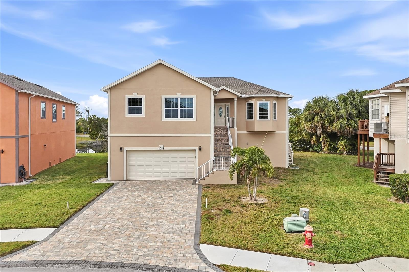 POINTE ALEXIS SOUTH - Residential