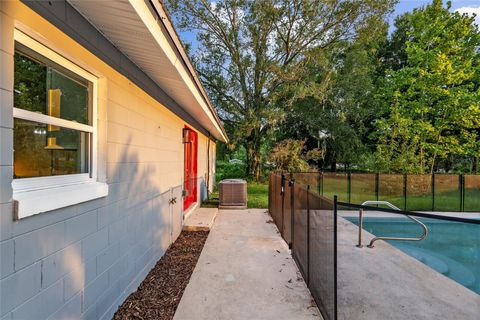 A home in BELLEVIEW