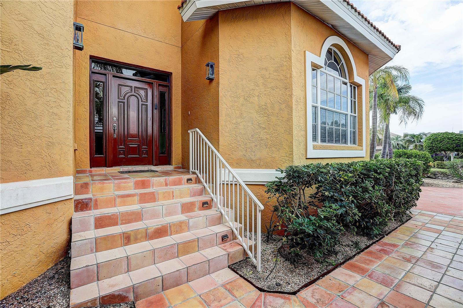 852 SYMPHONY ISLES BOULEVARD