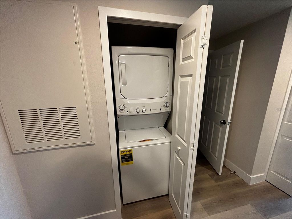 Photo of 4424 S Texas Avenue #204, Orlando, FL 32839 (MLS # O6415392)