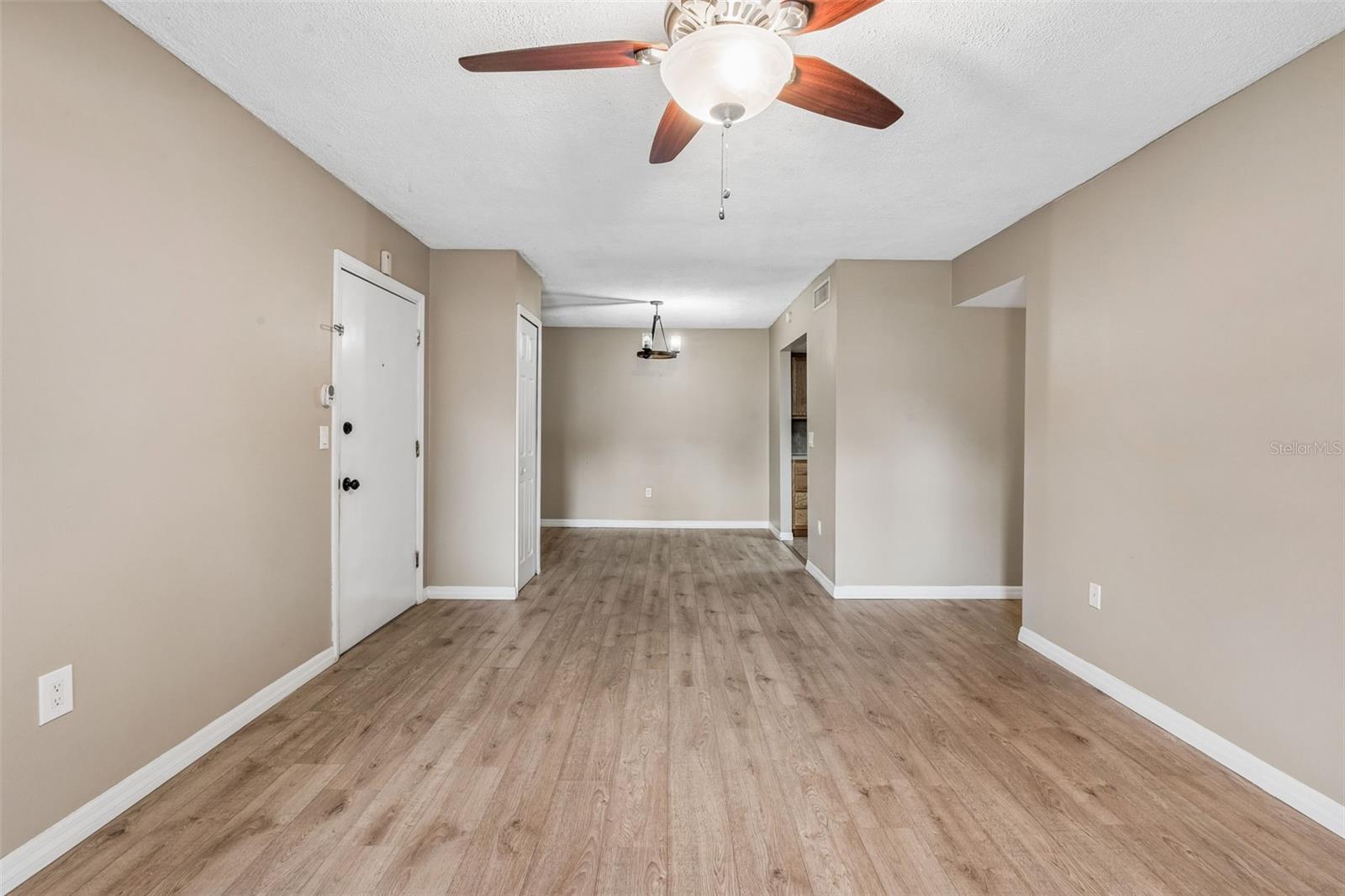 904 LAKE DESTINY ROAD H
