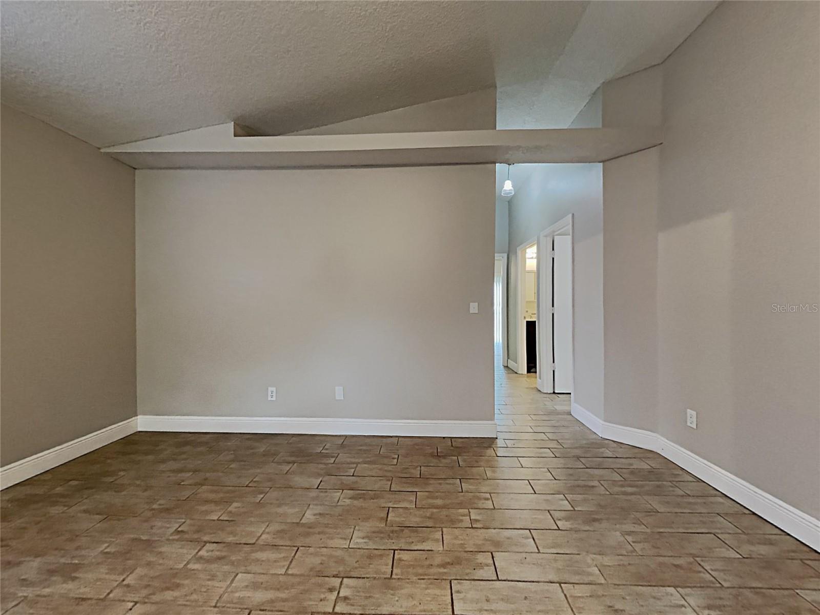 CHELSEA PARC - Residential
