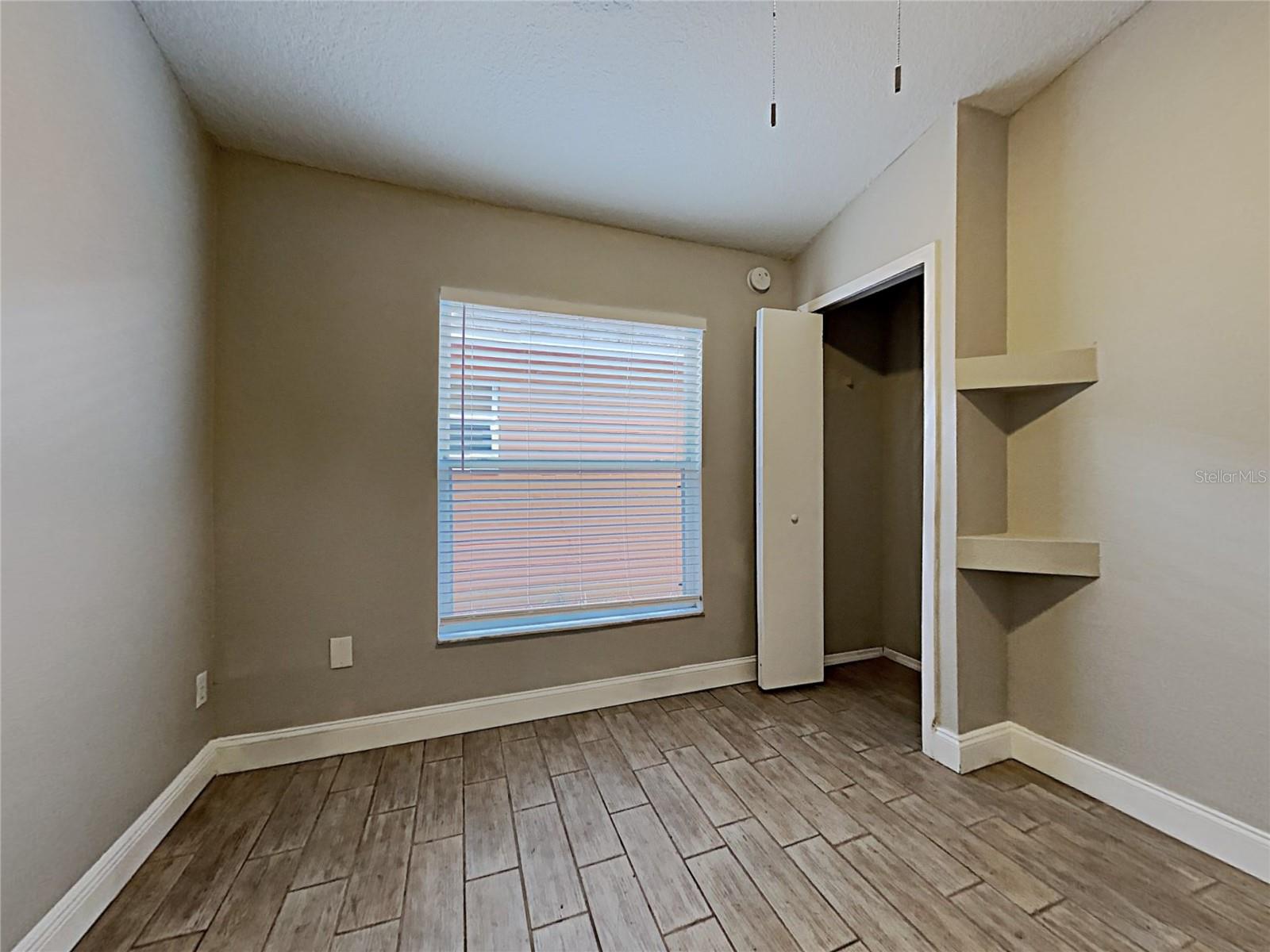 CHELSEA PARC - Residential