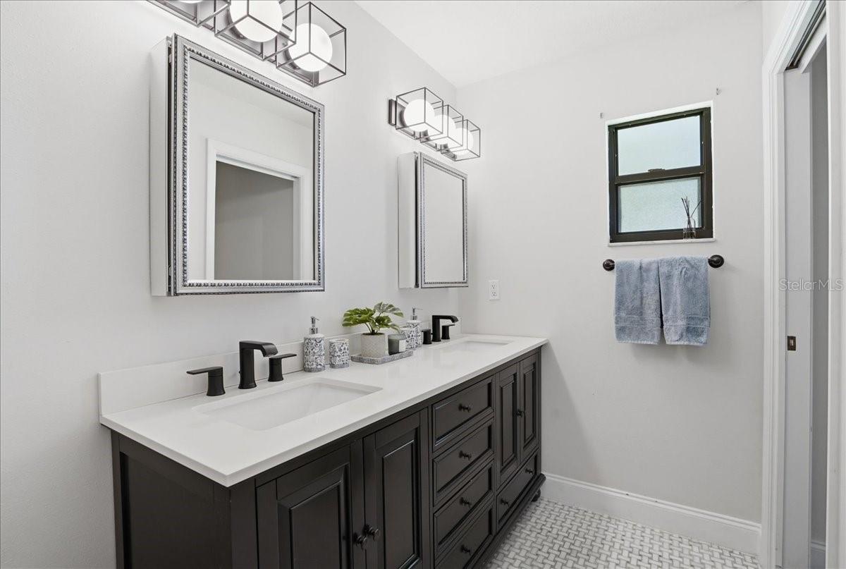 RIVERDALE REV - Residential