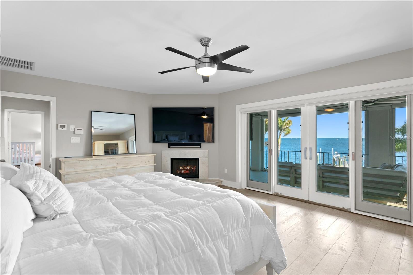 SNELL ISLE BRIGHTBAY - Residential