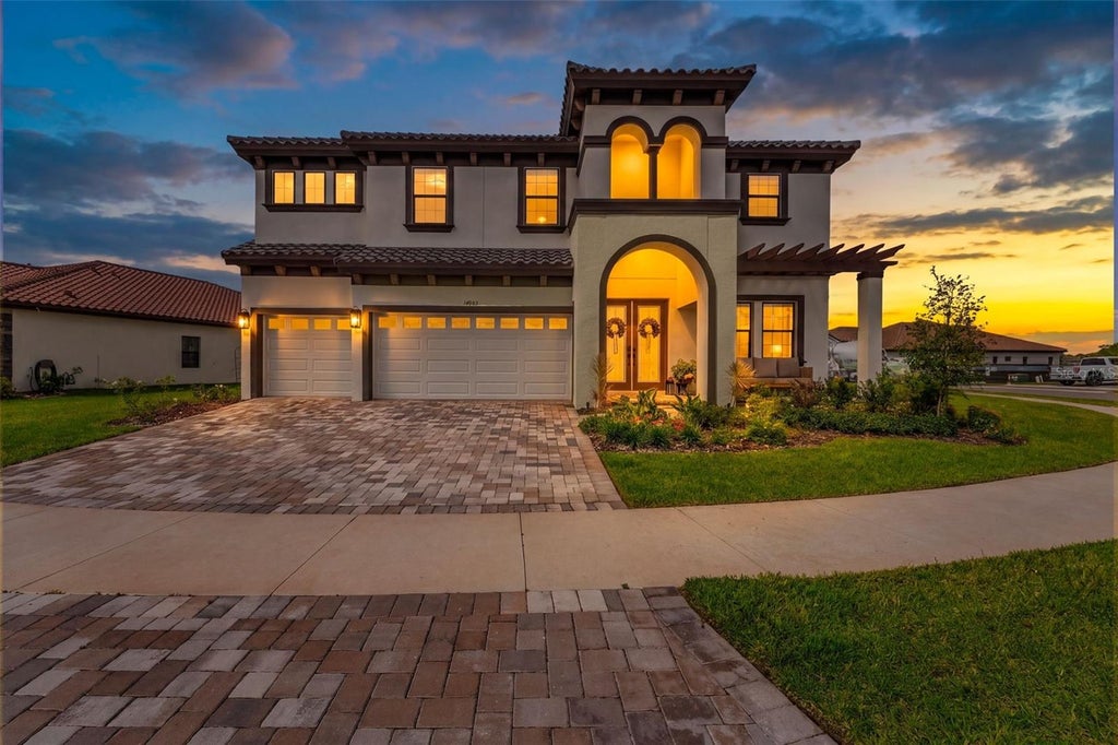 Photo of 14985 Rider Pass Drive, Lithia, FL 33547 (MLS # TB8555439)