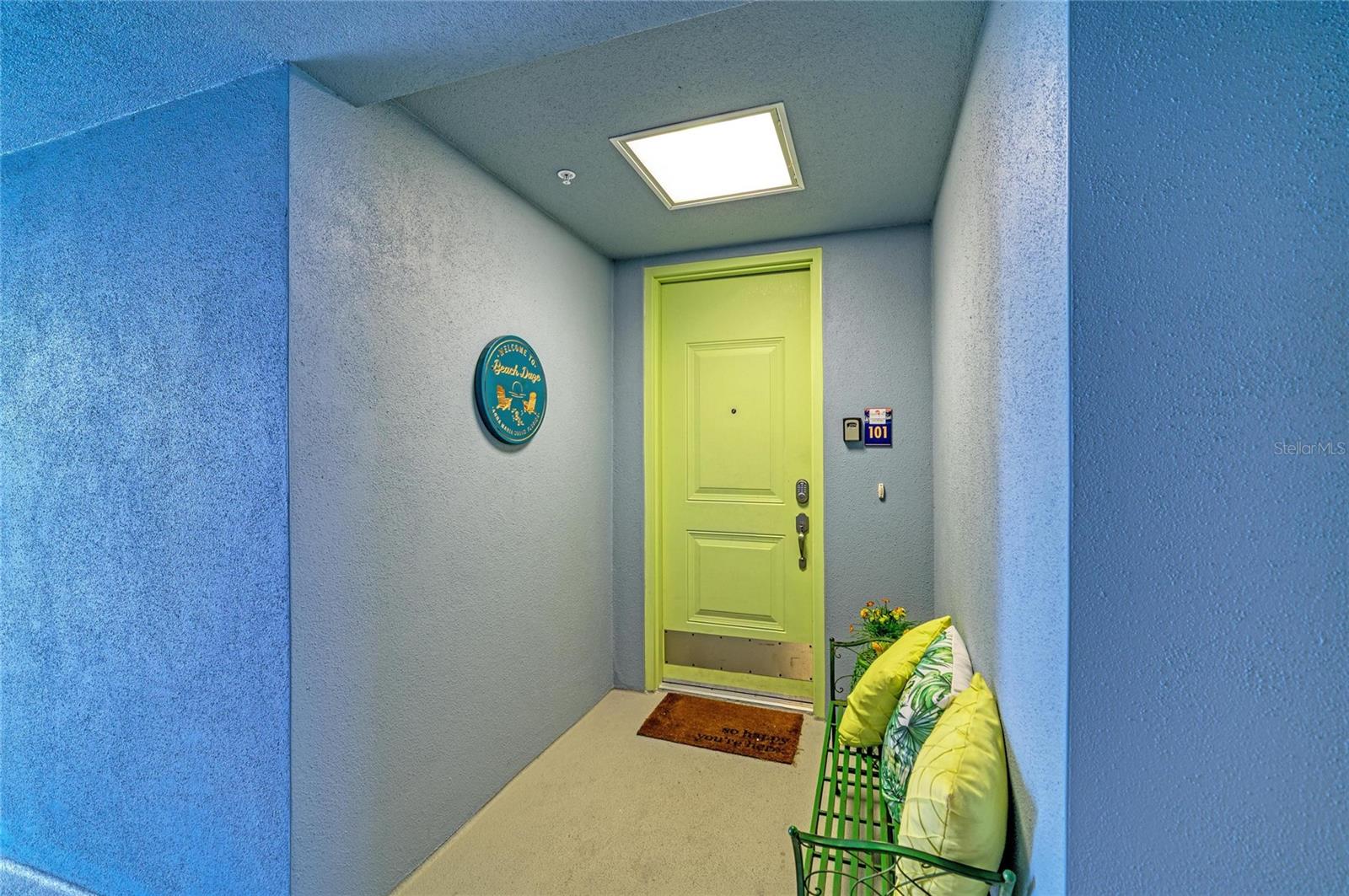 391 ARUBA CIRCLE 101