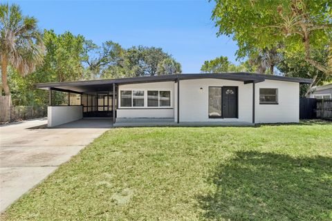 Photo of 1465 Hillcrest Drive, Melbourne, FL 32935 (MLS # O6410181)