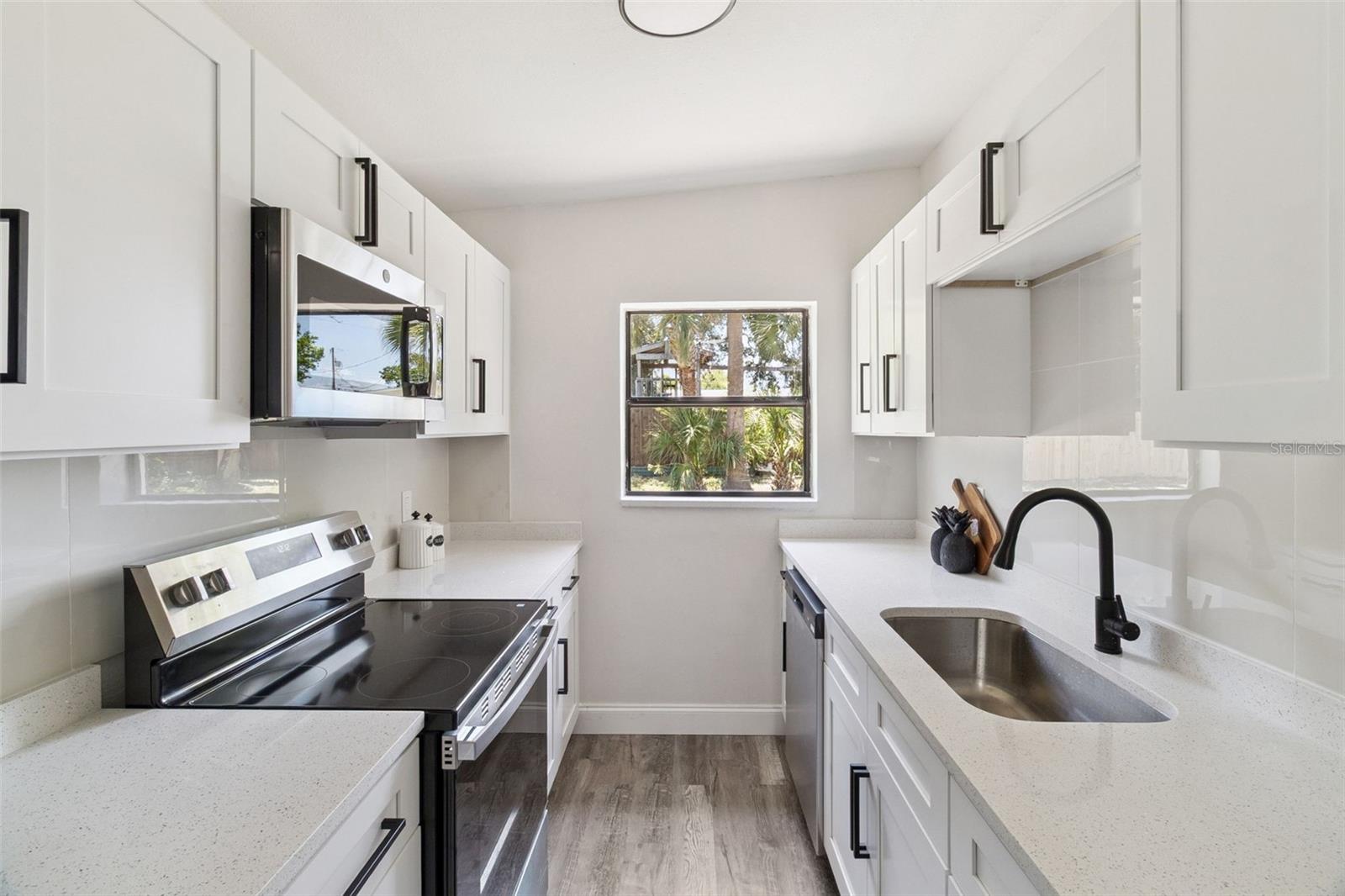 HILLCREST SUB - Residential