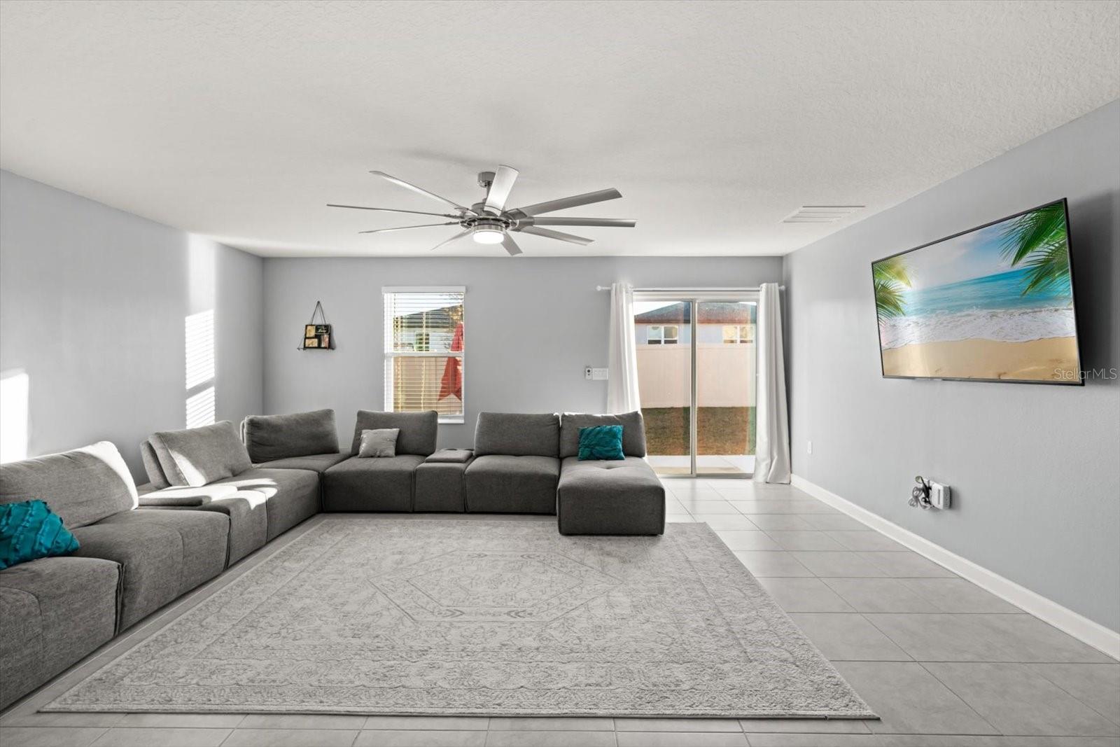 ESTATES/LK HAMMOCK - Residential