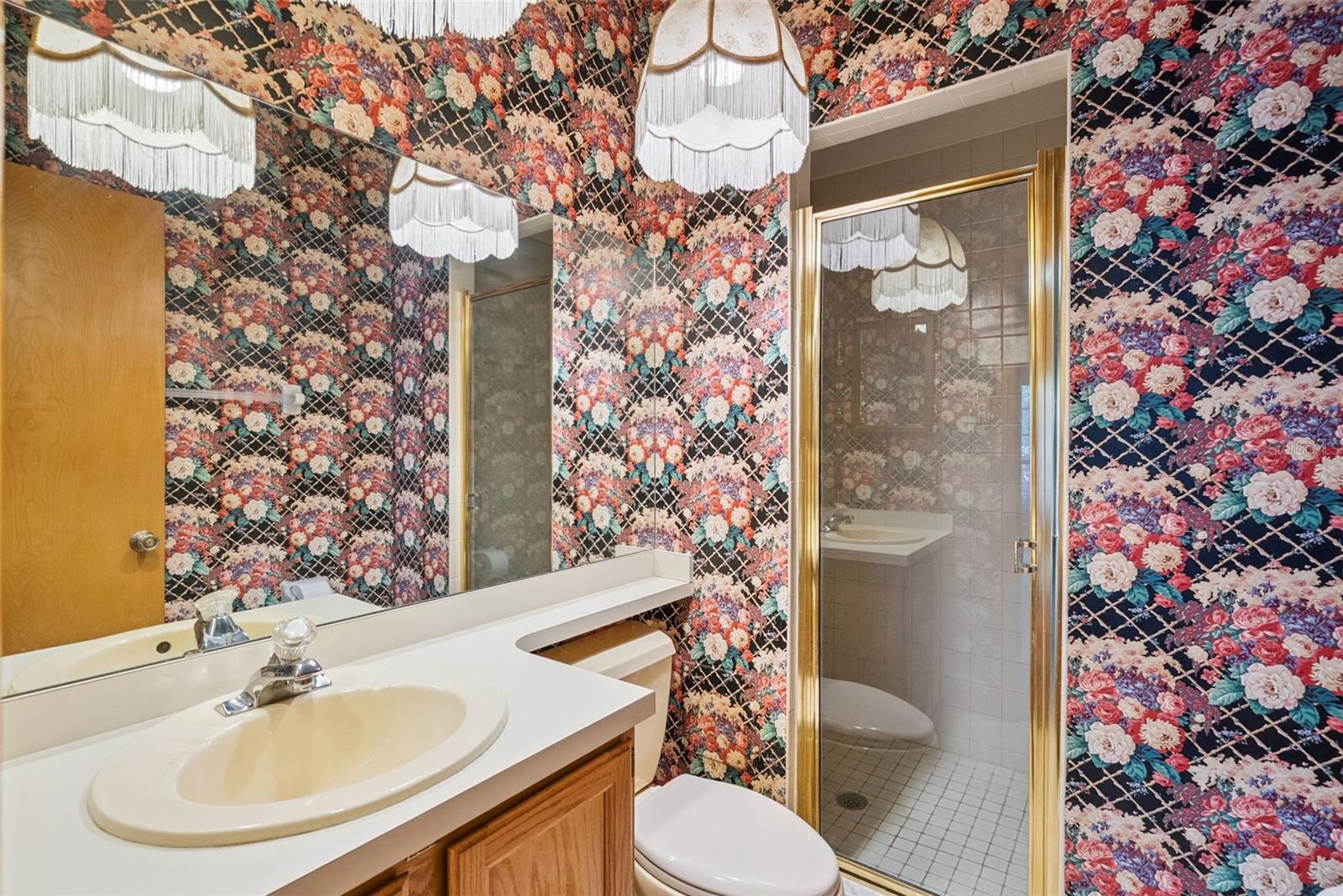 WILLA OAKS - Residential