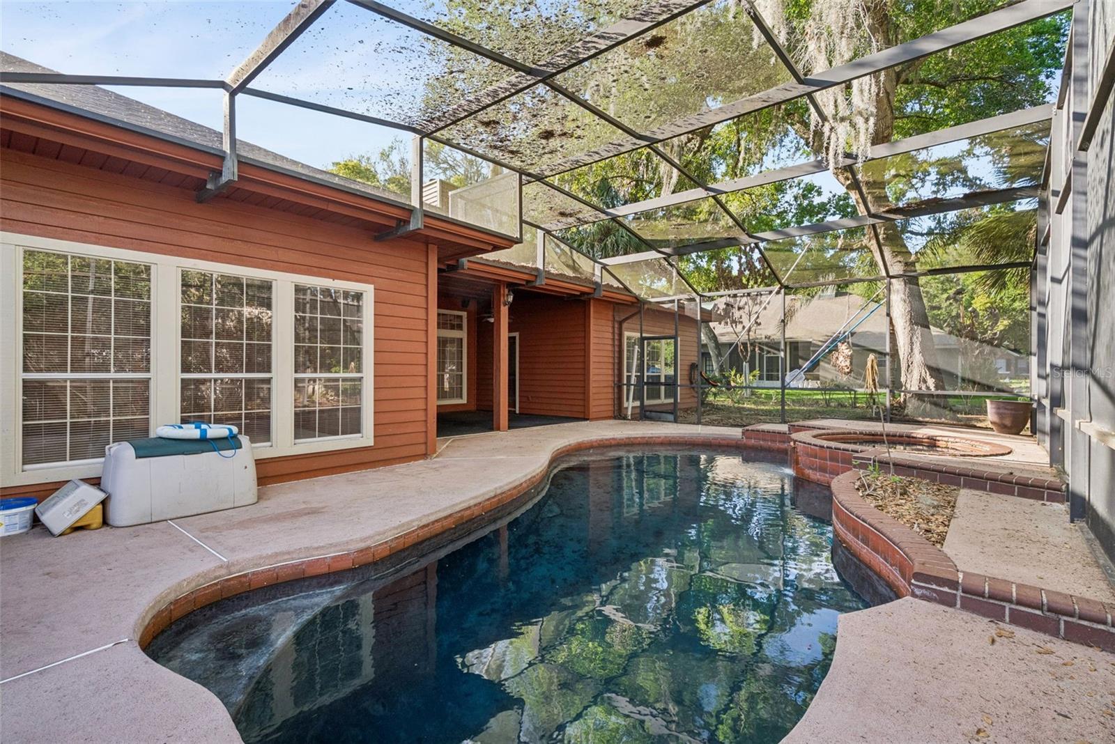 WILLA OAKS - Residential