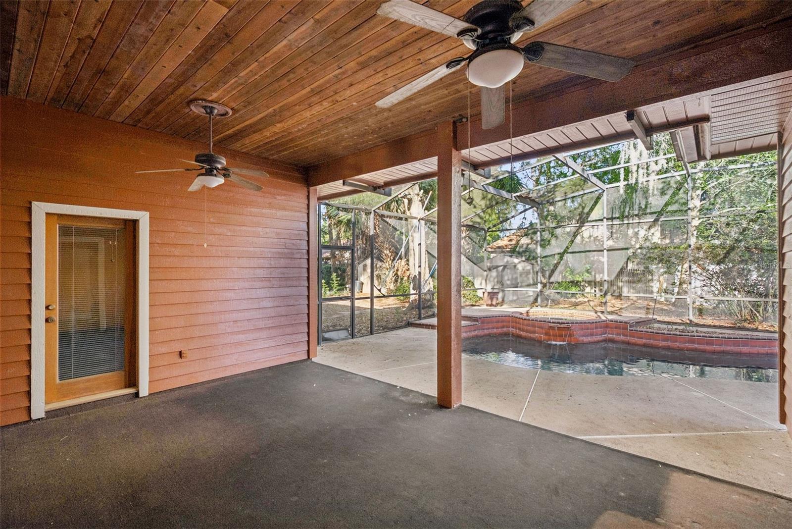 WILLA OAKS - Residential