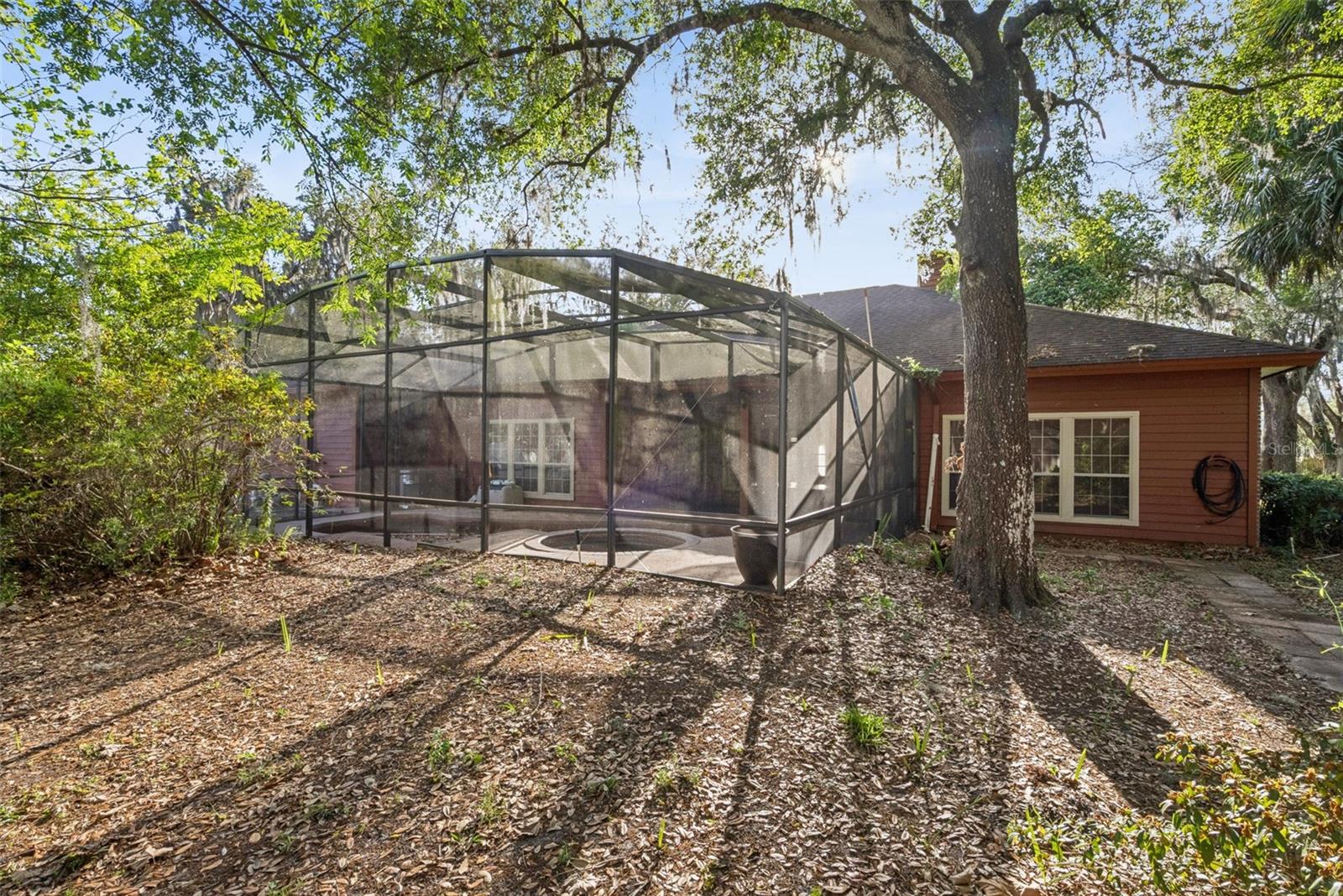 WILLA OAKS - Residential