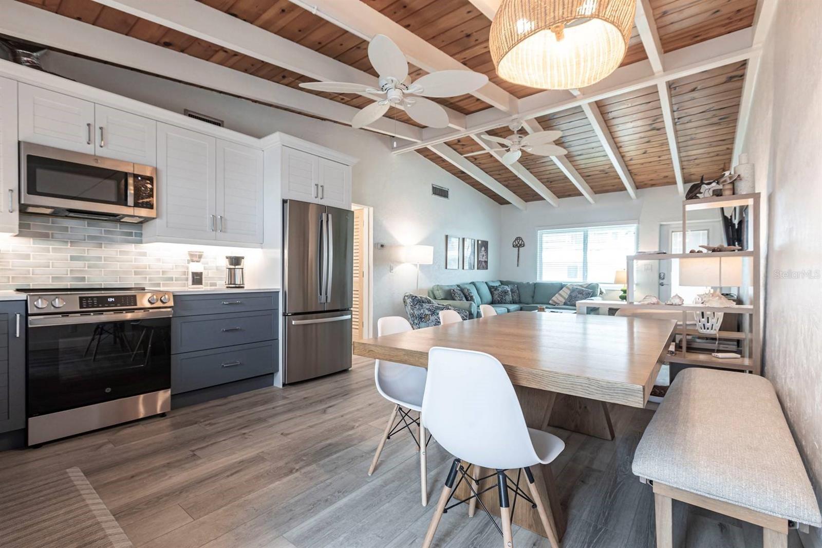 CASA MAR - Residential Lease