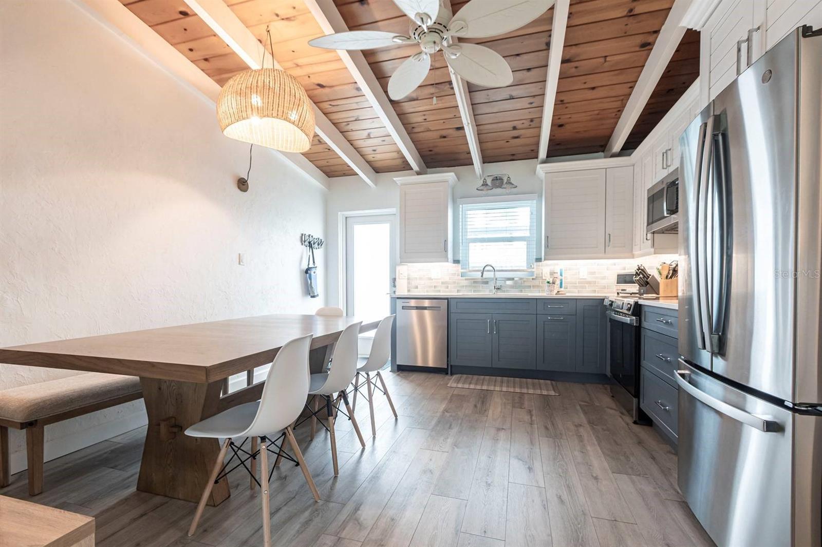 CASA MAR - Residential Lease