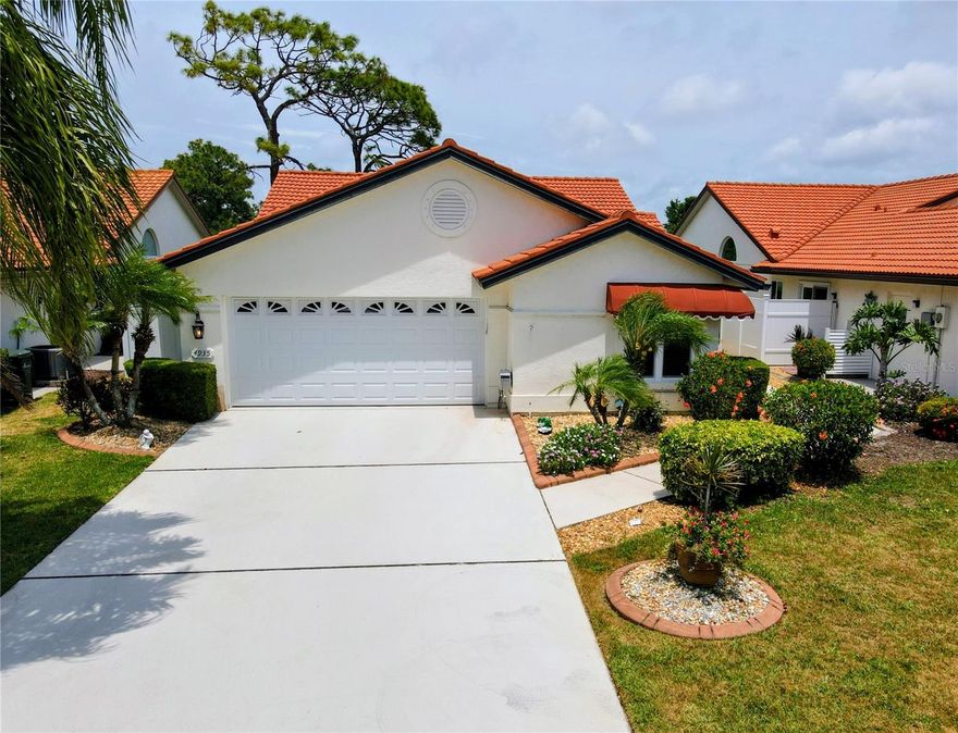 THIS IS THE ONE YOU HAVE BEEN LOOKING FOR!!! THIS BEAUTIFULLY MAINTAINED, FULLY FURNISHED 2-BEDROOM PLUS DEN & 2 BATH SINGLE FAMILY HOME IS SITUATED IN THE DESIRABLE SOUTHWOOD COMMUNITY! Featuring an open floor plan with soaring vaulted ceilings, this spacious residence offers comfortable Florida living with elegant touches throughout. A versatile bonus room with double pocket doors is perfect for a home office, den, or guest space.
The eat-in kitchen opens seamlessly to the screened lanai through sliding glass doors, where you can relax and enjoy peaceful lake views. The spacious primary suite boasts a huge walk-in closet with mirrored doors and a luxurious ensuite bathroom featuring dual granite vanities, a separate garden tub, and a large walk-in shower.
Additional upgrades include hurricane impact windows, plantation shutters, a designated laundry room with washer and dryer, pull-down attic access, and a hurricane-rated garage door for the attached 2-car garage.
Southwood offers maintenance-free living with mature tropical landscaping, reclaimed water irrigation, and a heated community pool with cabana. Low HOA fees include Direct TV, internet, landscape maintenance, and pool access. Pets are welcome with no weight restrictions, and a 6-month minimum lease provides flexibility for seasonal or full-time living.
Ideally located near Venice beaches, CoolToday Park, and Wellen Park, with easy access to parks, lakes, nature trails, shopping, dining, and entertainment.