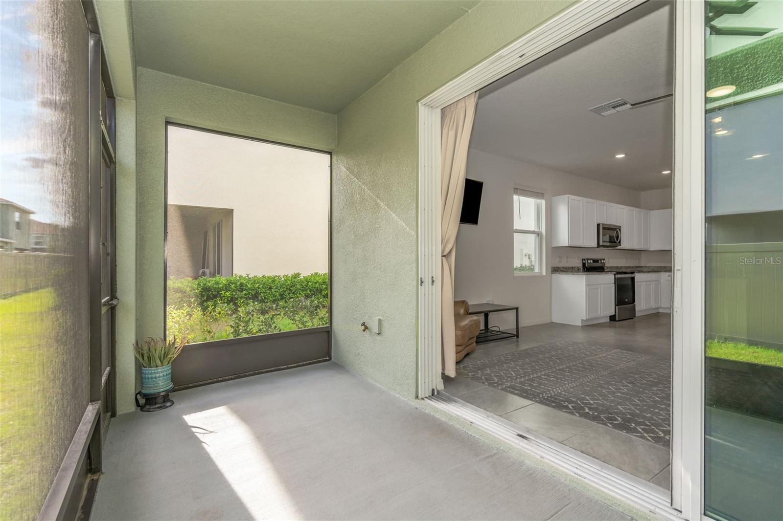 SALEM TWNHMS - Residential