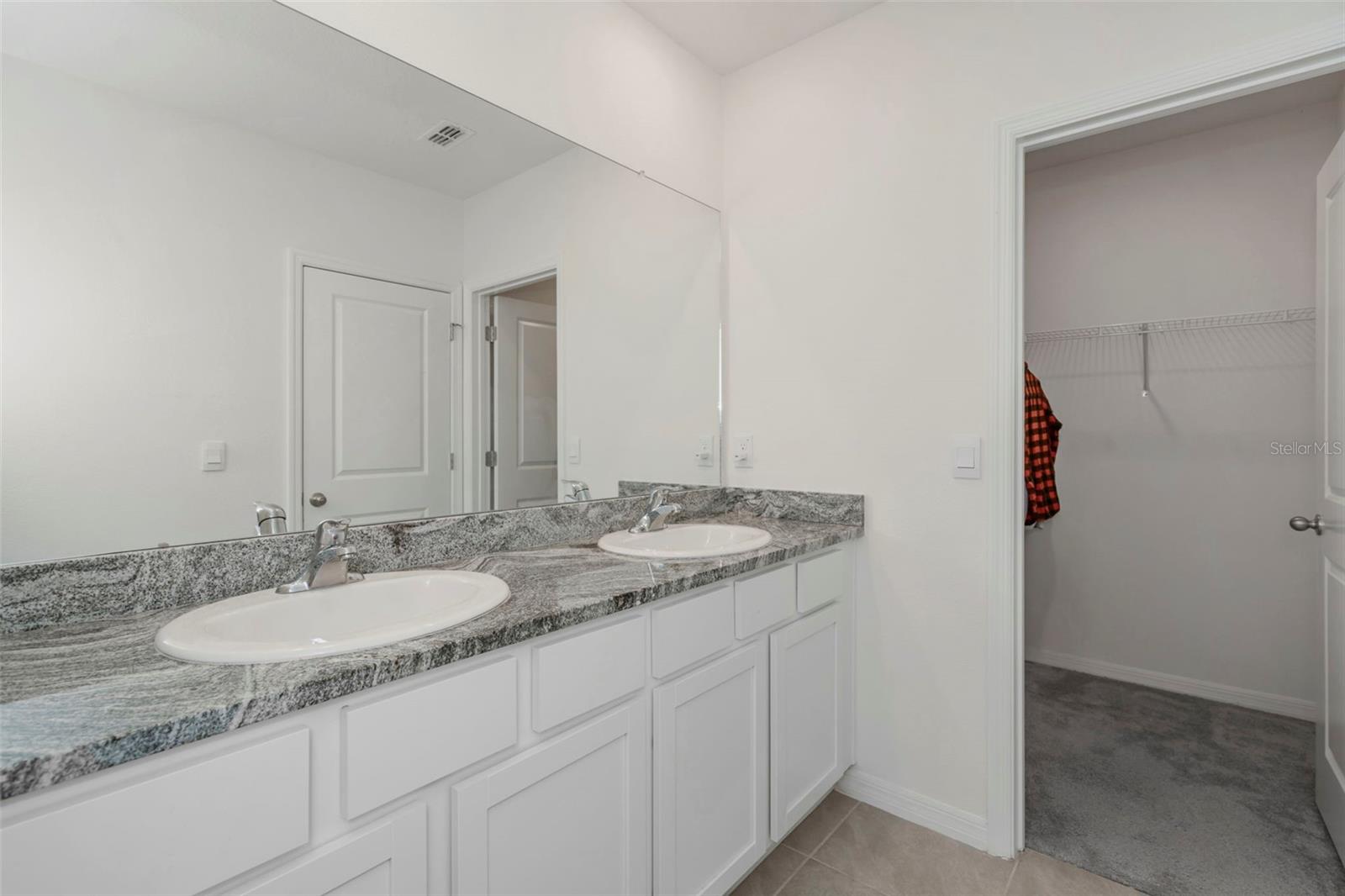 SALEM TWNHMS - Residential