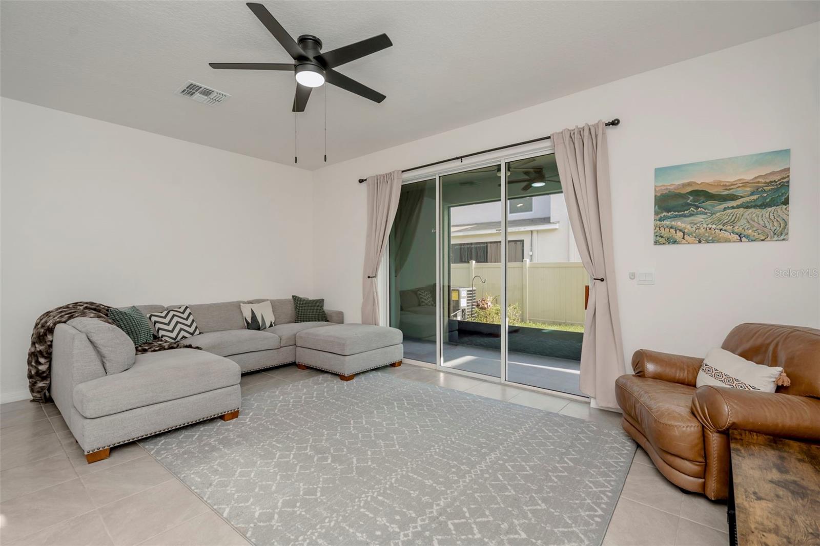 SALEM TWNHMS - Residential