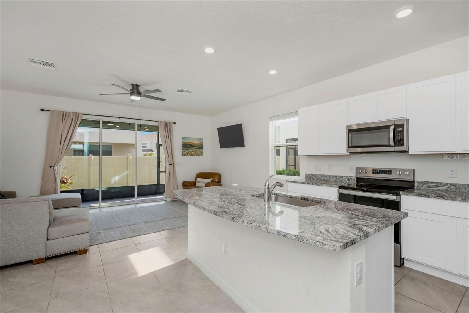 SALEM TWNHMS - Residential