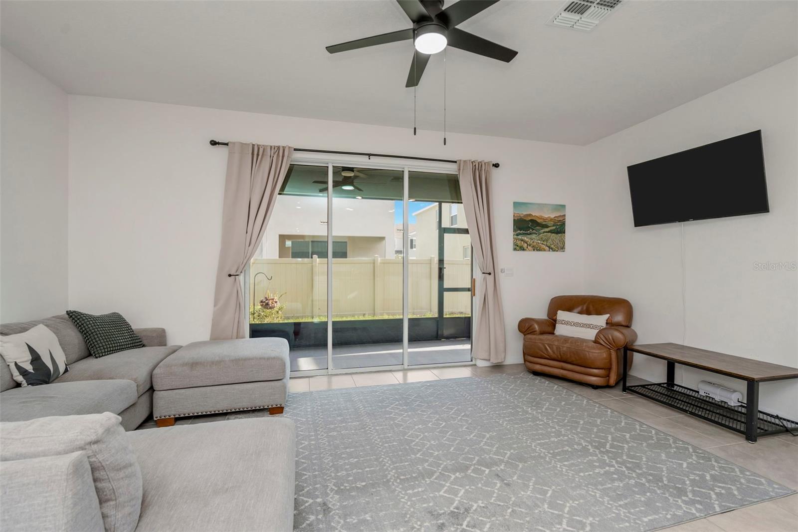 SALEM TWNHMS - Residential