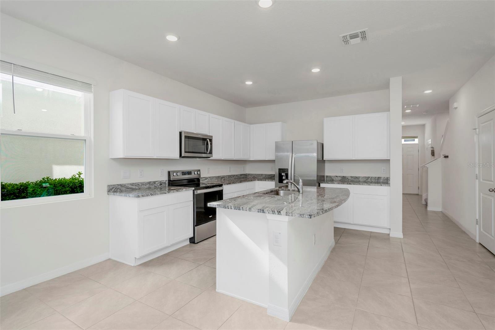 SALEM TWNHMS - Residential