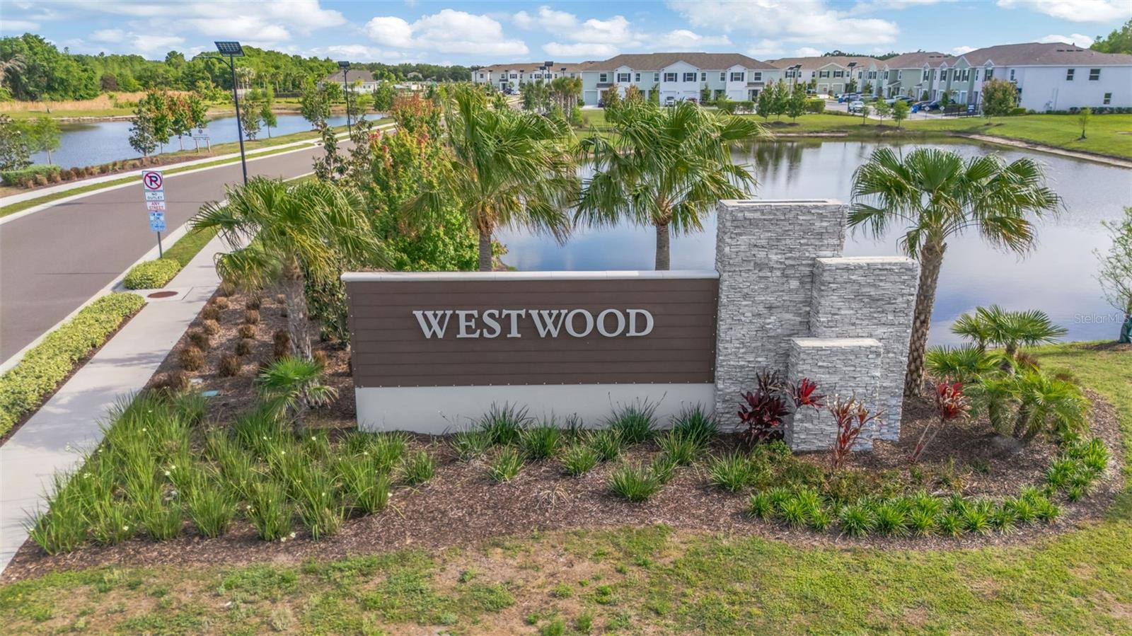 SALEM TWNHMS - Residential