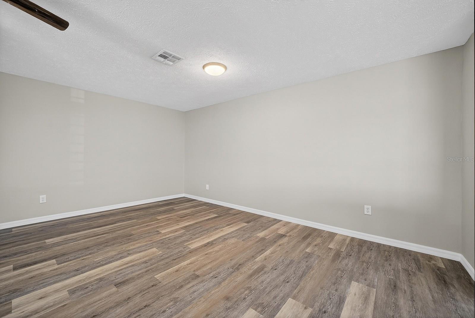 ROYAL OAK ESTATES 3RD ADD - Residential