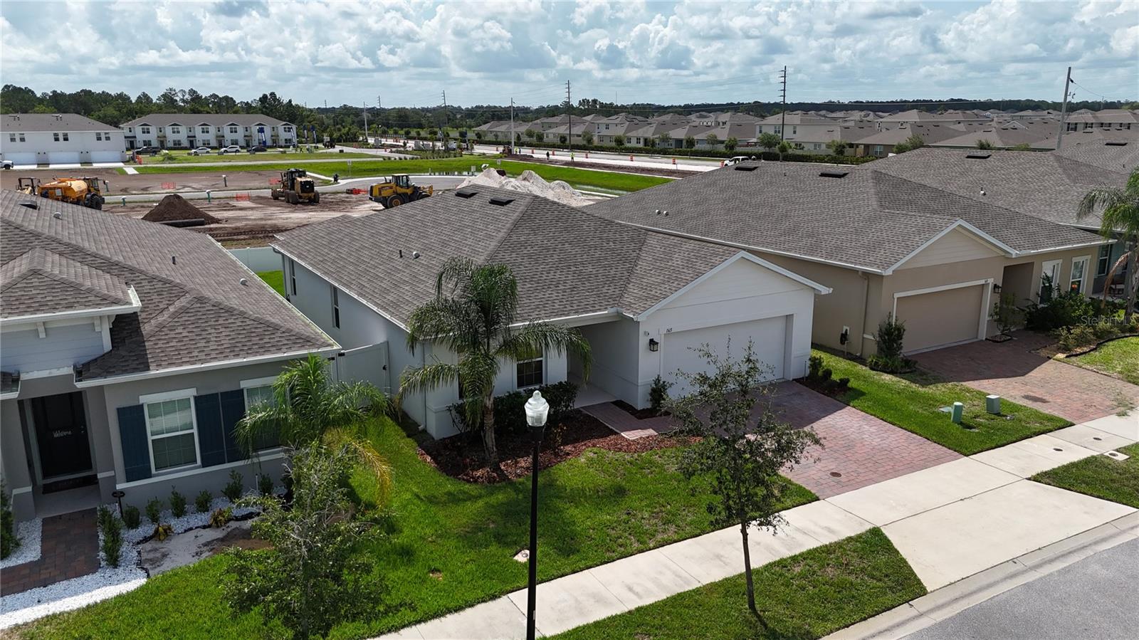 165 LAVENNA AVENUE