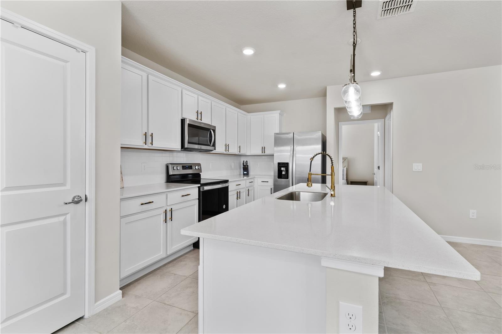 BELLE HAVEN PH 1 - Residential Lease