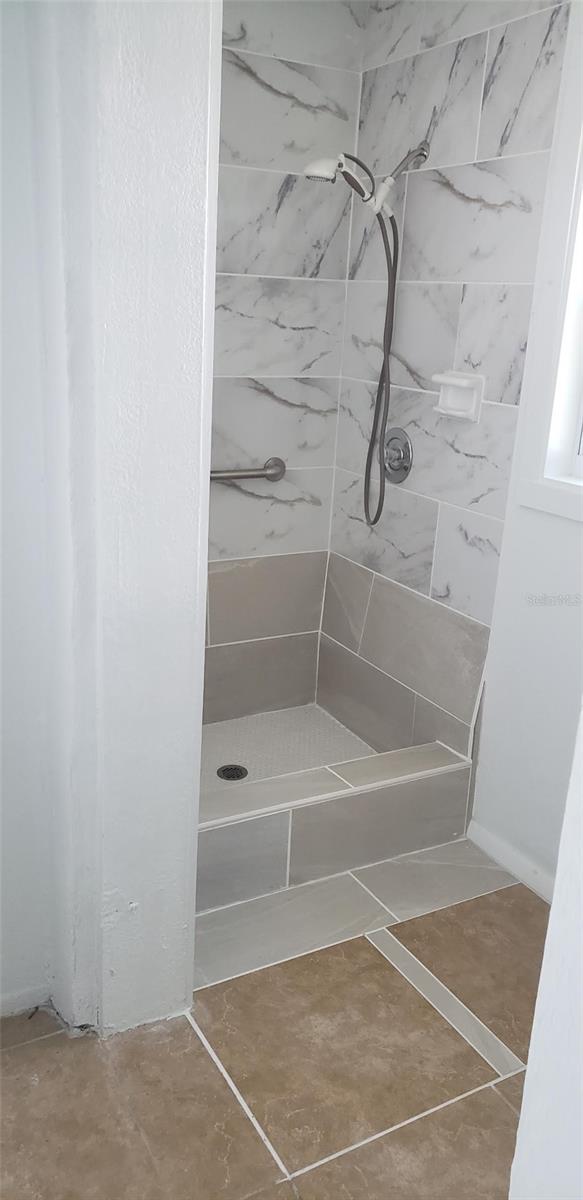 ACRE & UNREC PLAT - Residential