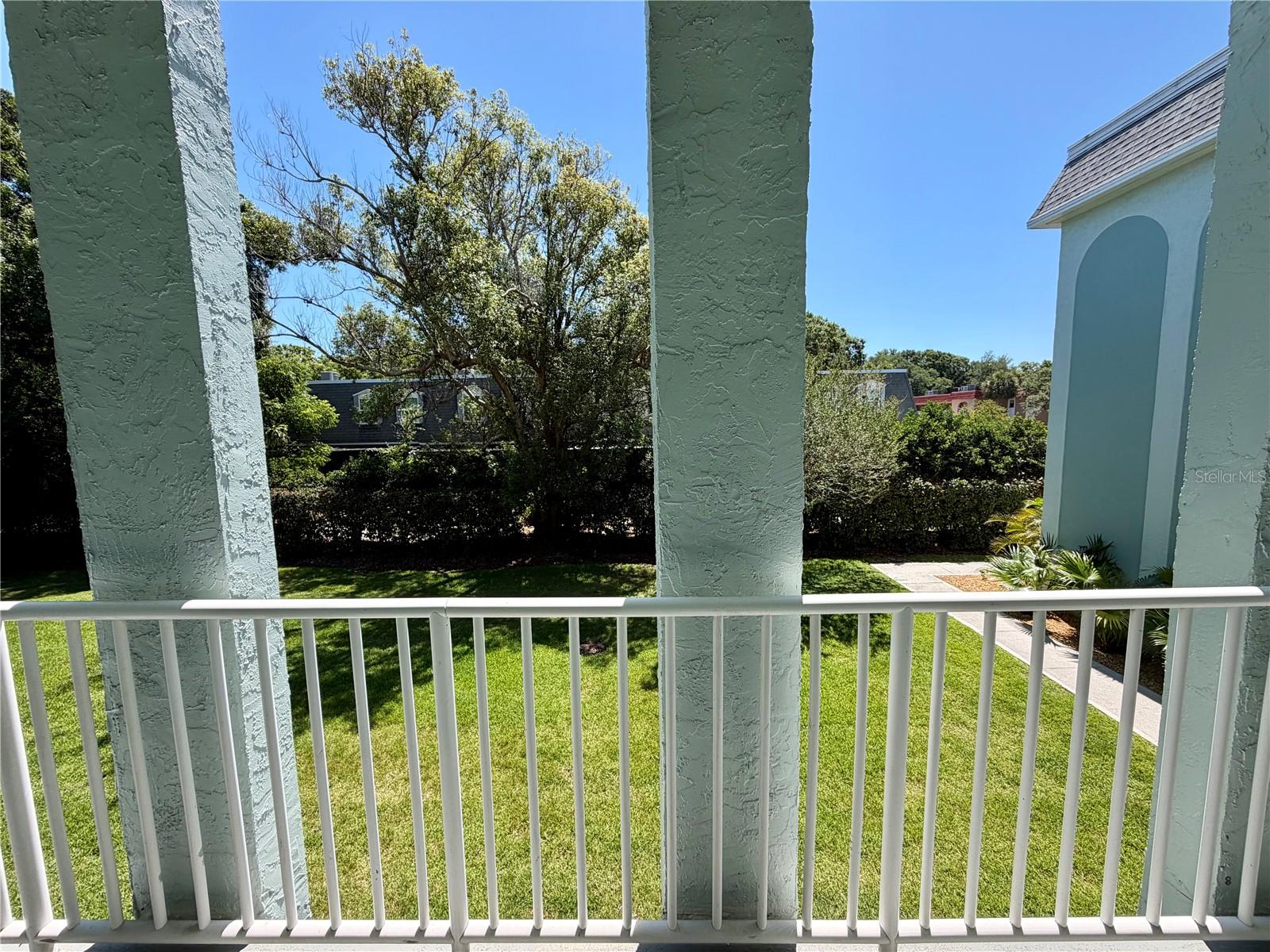 BELLEAIR FOREST - Residential
