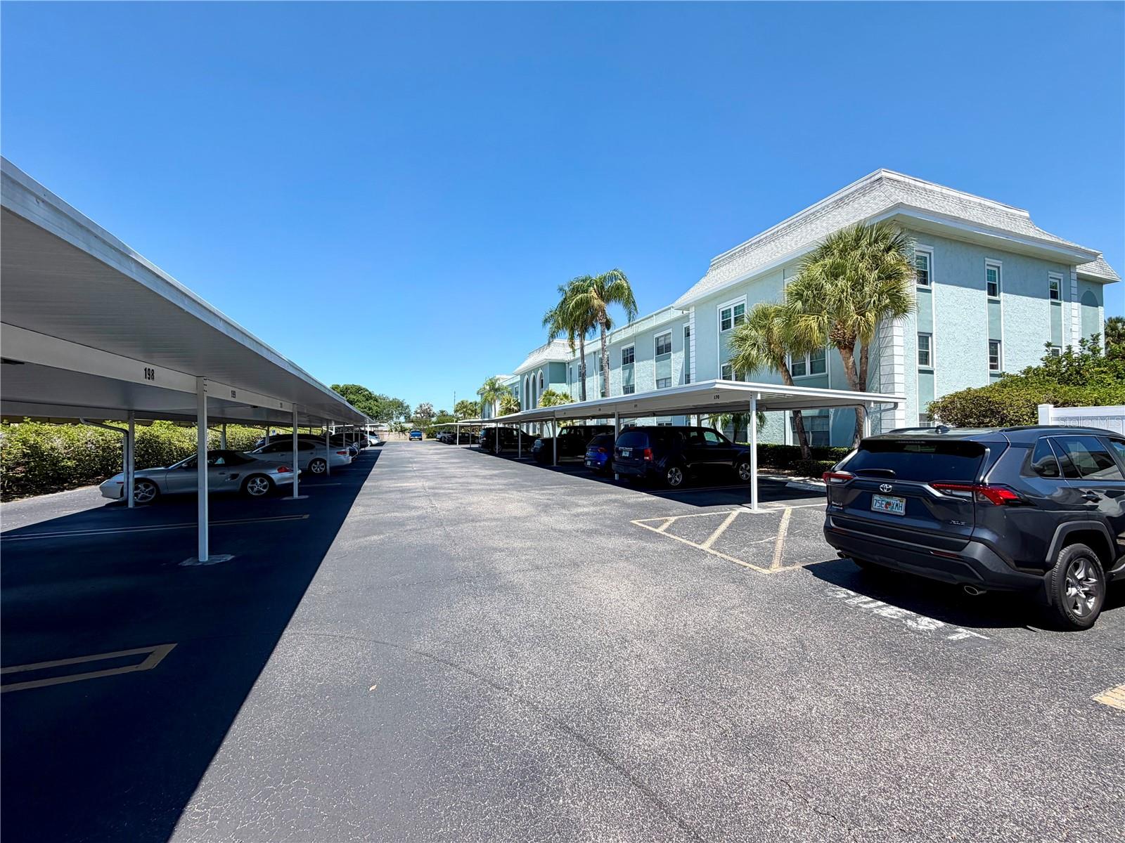 BELLEAIR FOREST - Residential