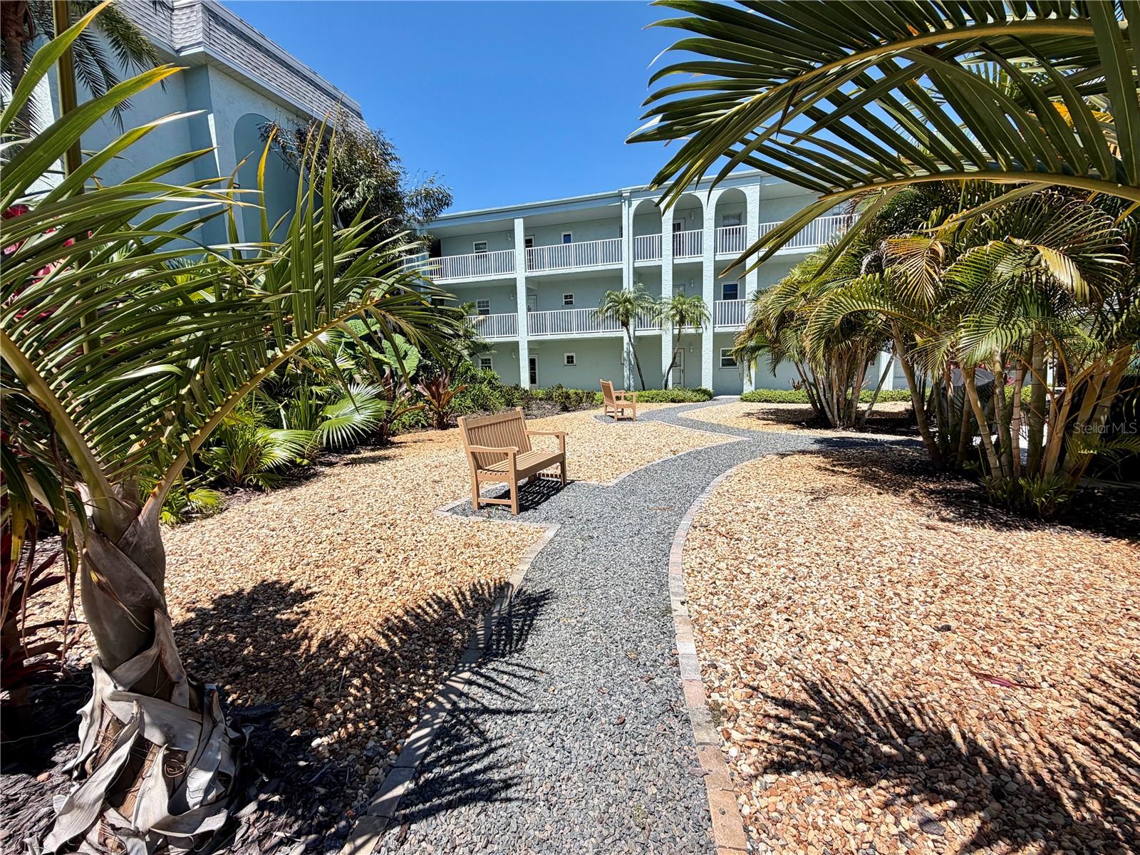 BELLEAIR FOREST - Residential