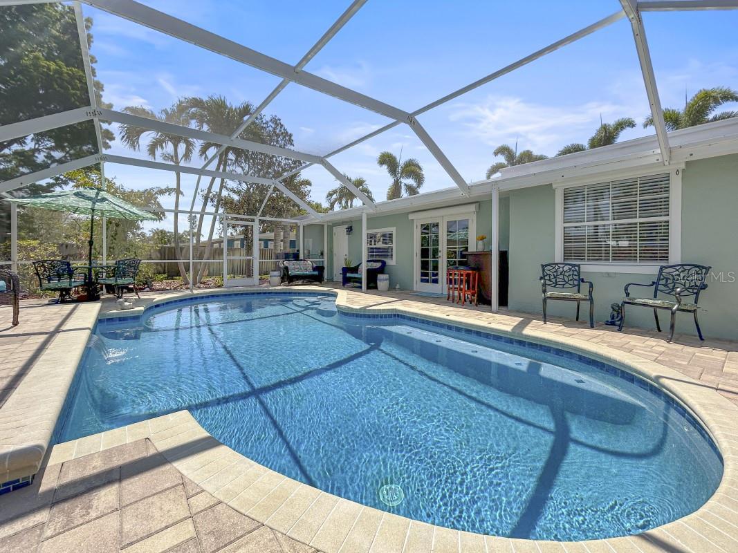 BAY BEACH CONTINUED - Residential