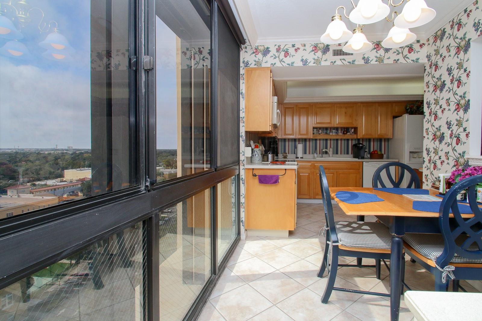 MONTE CARLO TOWERS A CONDOMINI - Residential Lease