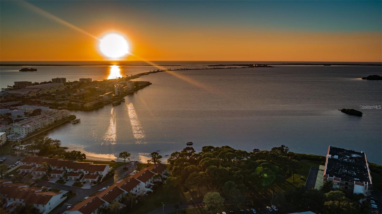 BELLA COSTA AT MEDITERRANEAN MANORS - Residential